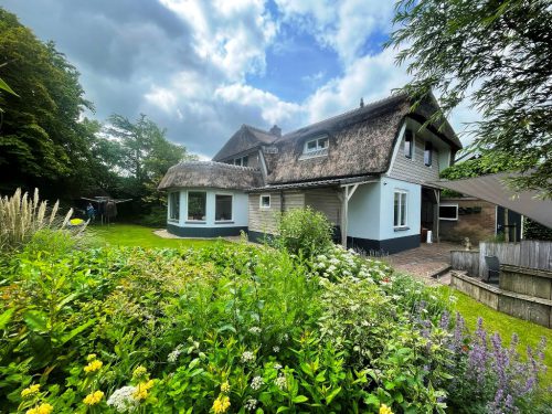 Huis-groot-achter
